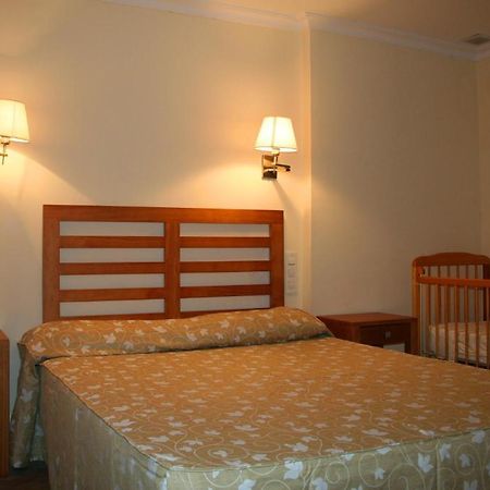 Hostal Margarita Ла-Лінеа-де-ла-Консепсьйон Екстер'єр фото