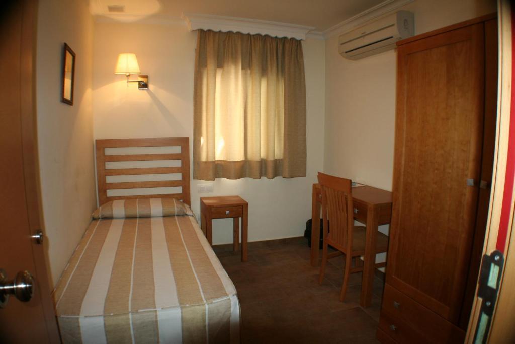 Hostal Margarita Ла-Лінеа-де-ла-Консепсьйон Номер фото
