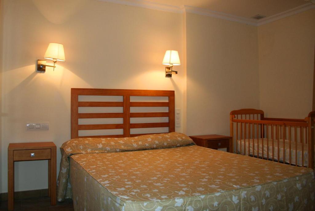 Hostal Margarita Ла-Лінеа-де-ла-Консепсьйон Екстер'єр фото